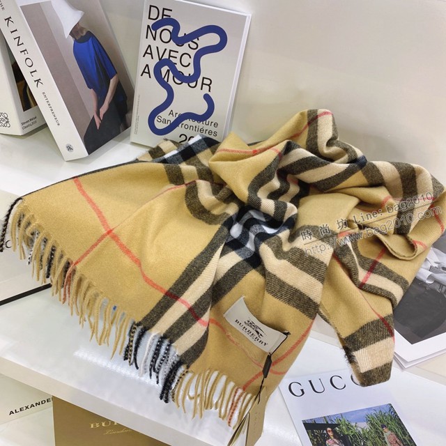 Burberry經典寬格混紡大披肩 經典格子女士圍巾披肩 巴寶莉2021新款羊毛羊絨圍巾  mmj1346